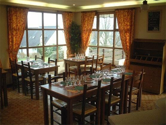 Campanile Saumur Restoran gambar